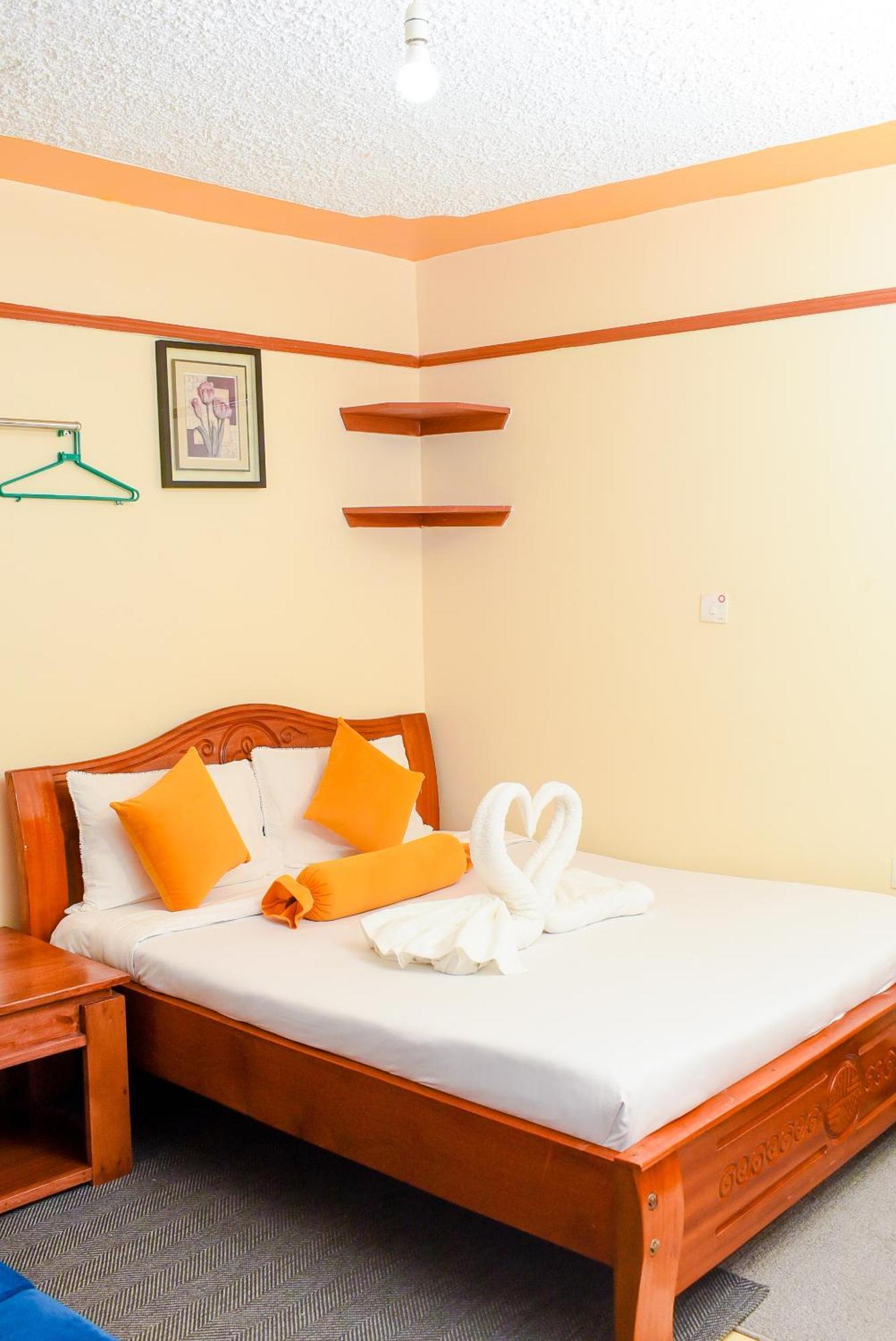 Nelly Fully Furnished Studios Naivasha Room photo